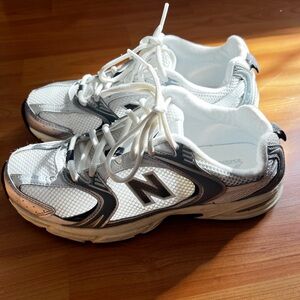 New Balance 530 White and Silver grey Women's Sneakers size 8